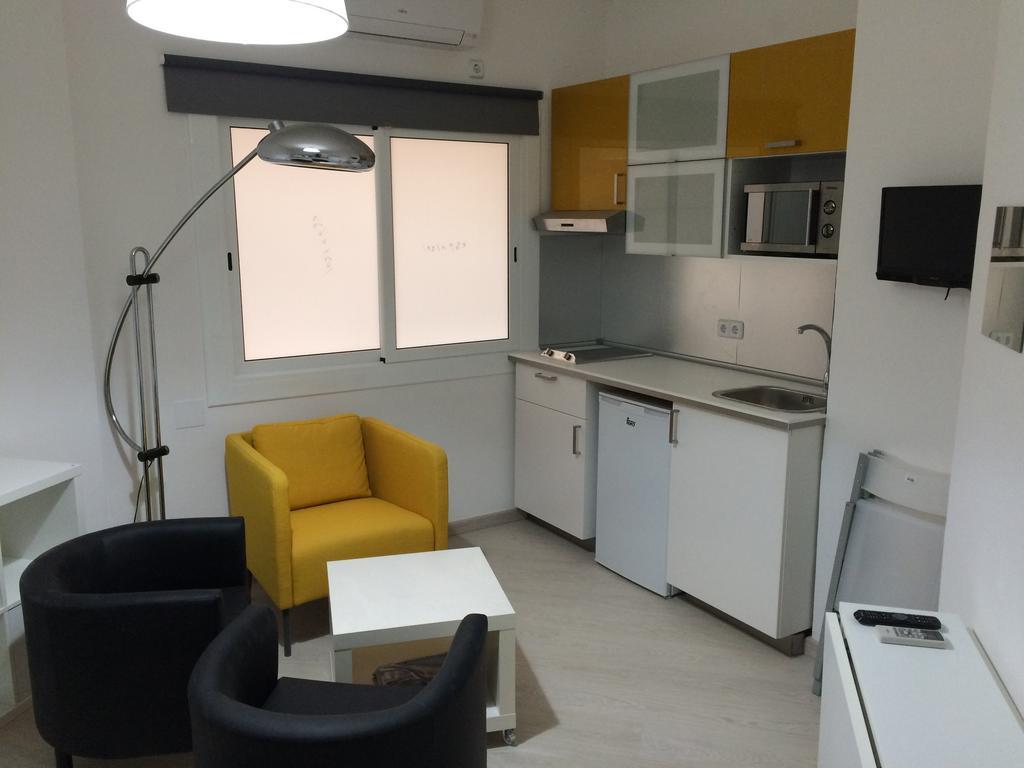Marbel 2 Apartment Barcelona Bagian luar foto